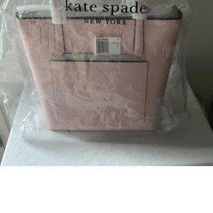 Kate spade daily tote nwt retail $359 in original pkg.